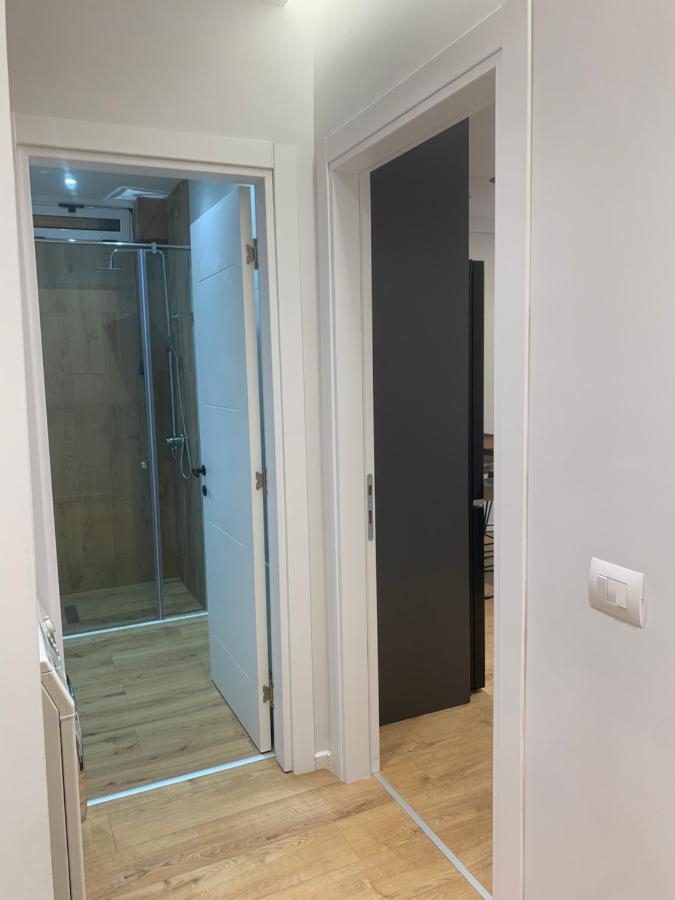 Pin Apartments Тирана Екстер'єр фото