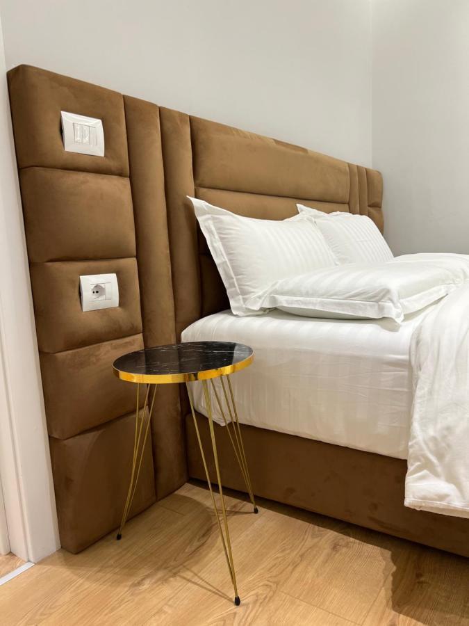 Pin Apartments Тирана Екстер'єр фото