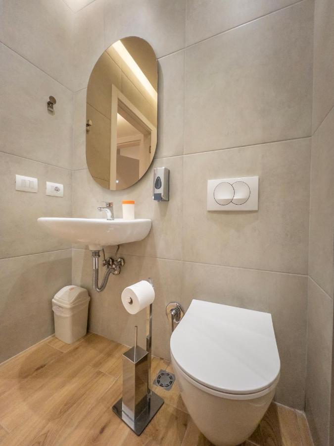 Pin Apartments Тирана Екстер'єр фото