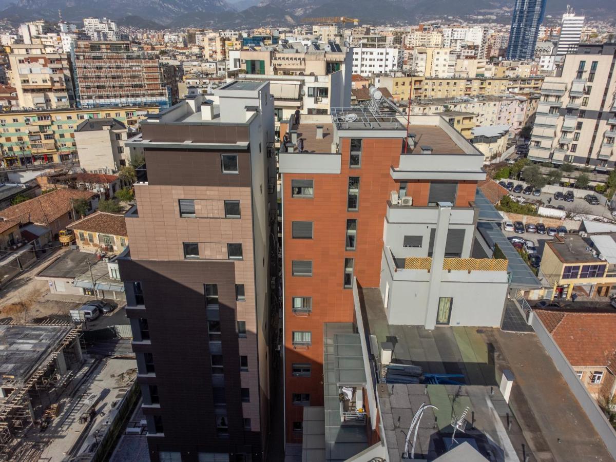 Pin Apartments Тирана Екстер'єр фото