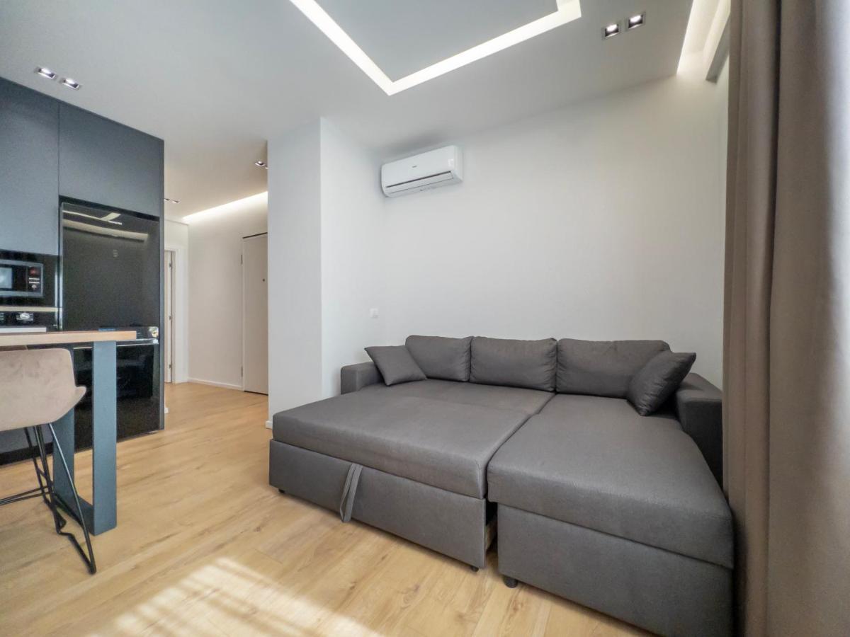 Pin Apartments Тирана Екстер'єр фото