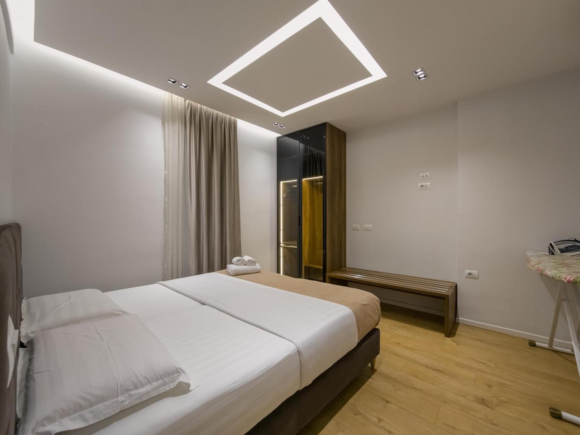 Pin Apartments Тирана Екстер'єр фото