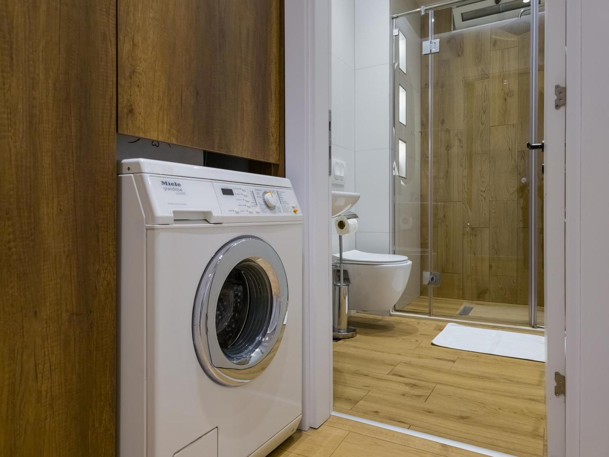 Pin Apartments Тирана Екстер'єр фото