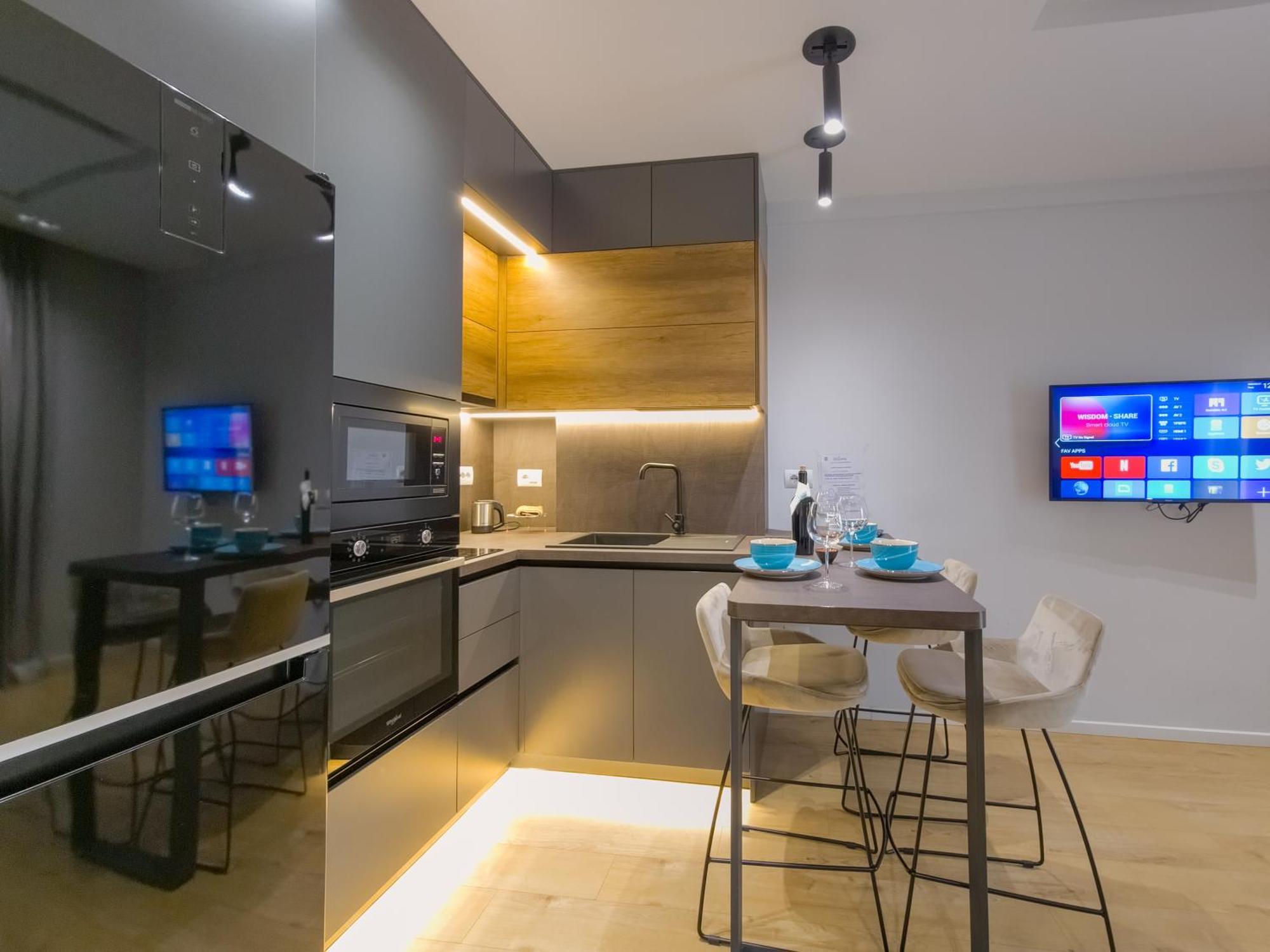 Pin Apartments Тирана Екстер'єр фото